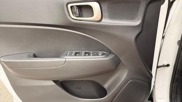 2023 Hyundai Venue SE