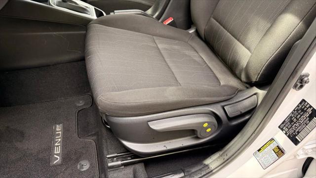 2023 Hyundai Venue SE
