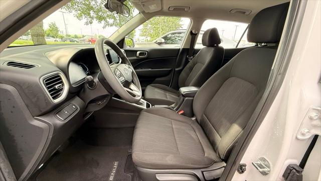 2023 Hyundai Venue SE