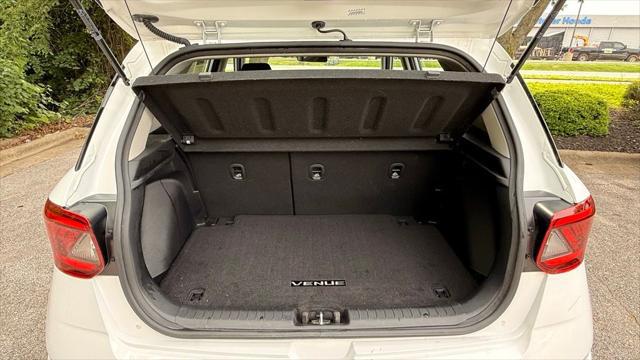 2023 Hyundai Venue SE