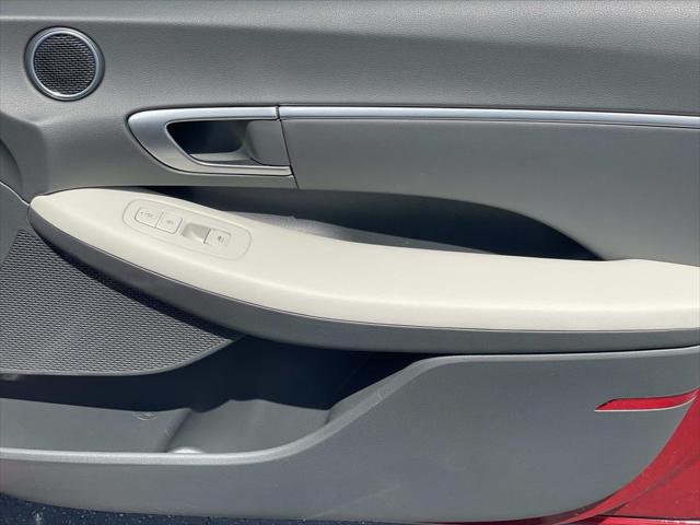 2025 Hyundai Sonata Hybrid SEL