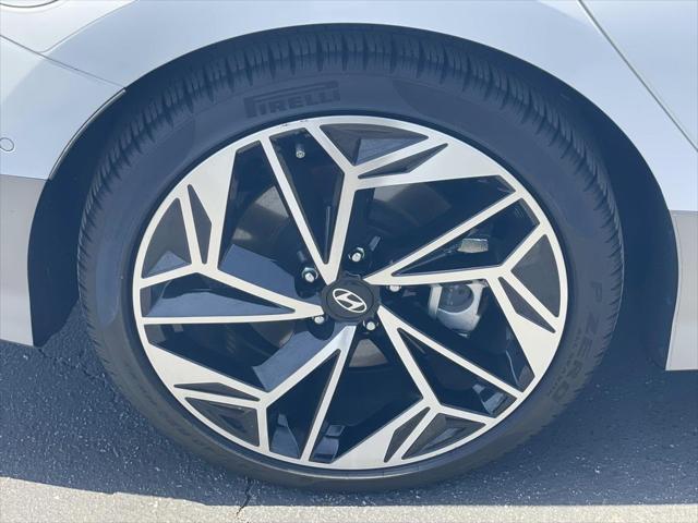 2025 Hyundai IONIQ 6 Limited