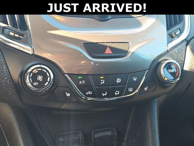2017 Chevrolet Cruze LT Auto