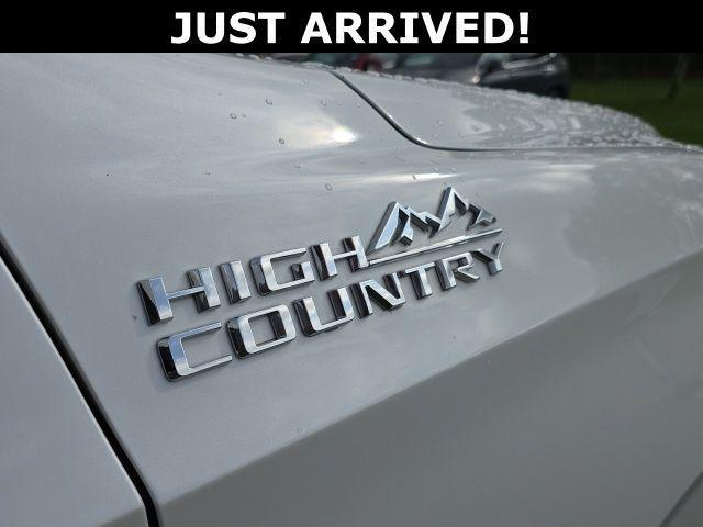 2025 Chevrolet Tahoe 2WD High Country