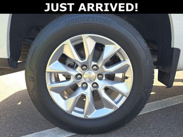 2024 Chevrolet Silverado 1500 4WD Crew Cab Short Bed Custom