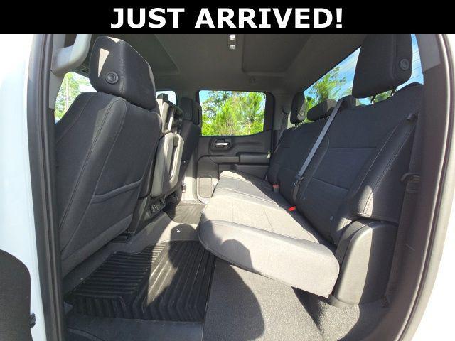 2024 Chevrolet Silverado 1500 4WD Crew Cab Short Bed Custom