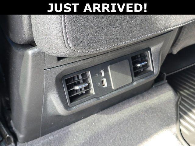 2024 Chevrolet Silverado 1500 4WD Crew Cab Short Bed Custom