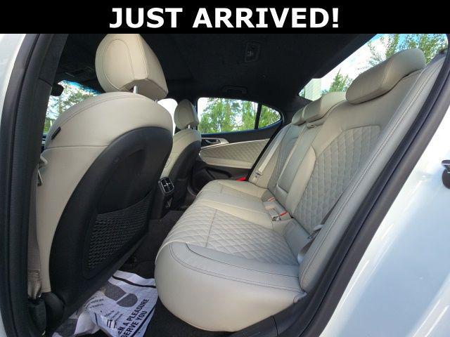 2022 Genesis G70 3.3T RWD