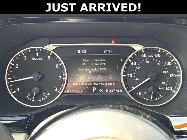 2023 Nissan Pathfinder SL 4WD