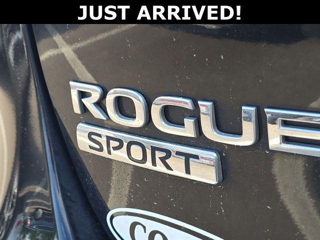 2020 Nissan Rogue Sport SV FWD Xtronic CVT