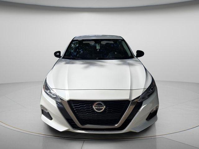 2022 Nissan Altima SR FWD