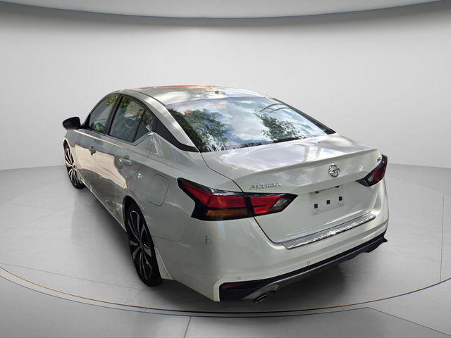 2022 Nissan Altima SR FWD