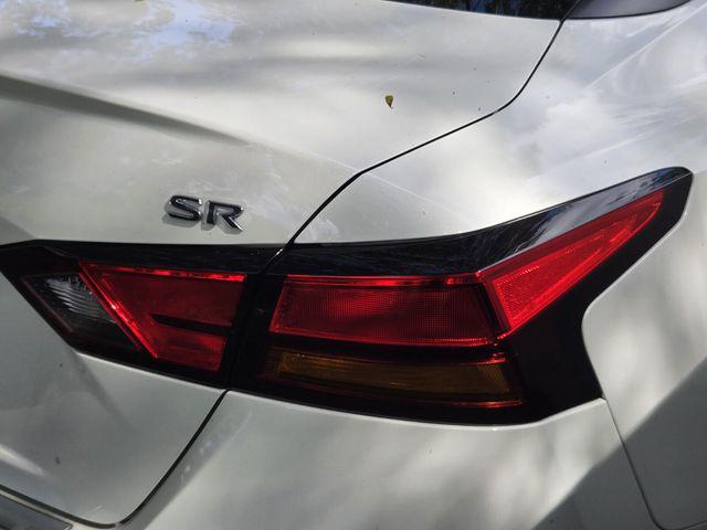 2022 Nissan Altima SR FWD