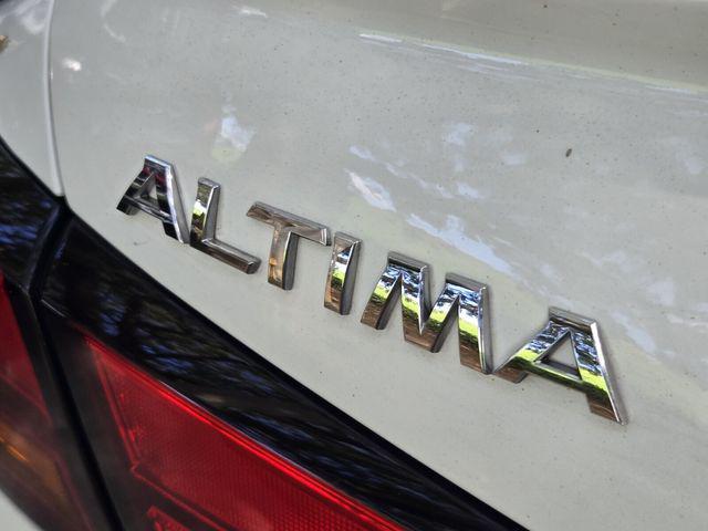 2022 Nissan Altima SR FWD