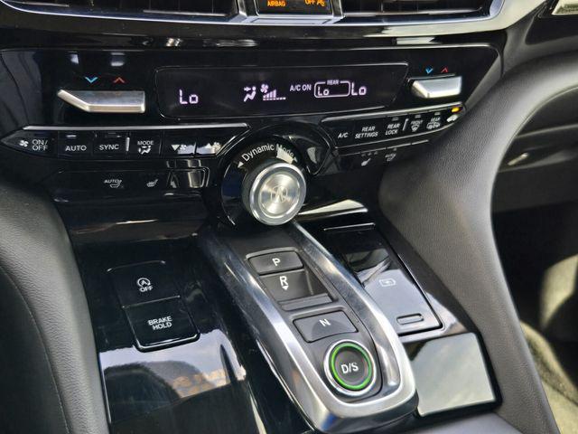 2022 Acura MDX Standard