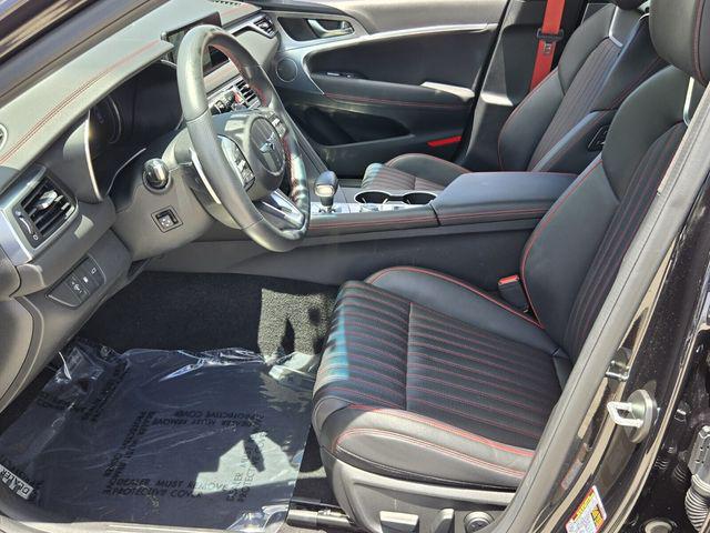 2023 Genesis G70 2.0T RWD