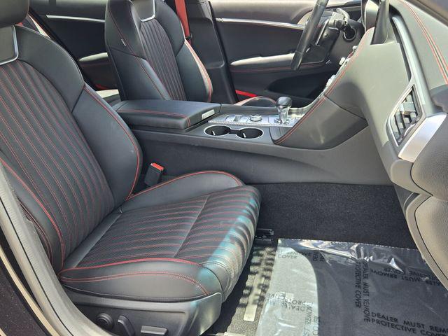 2023 Genesis G70 2.0T RWD