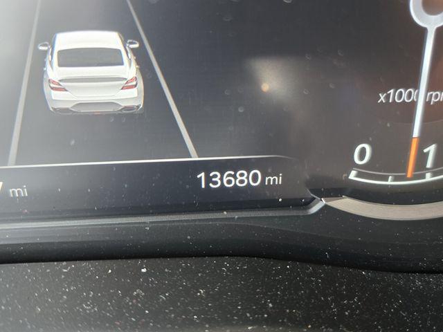 2023 Genesis G70 2.0T RWD