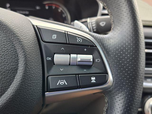 2023 Genesis G70 2.0T RWD