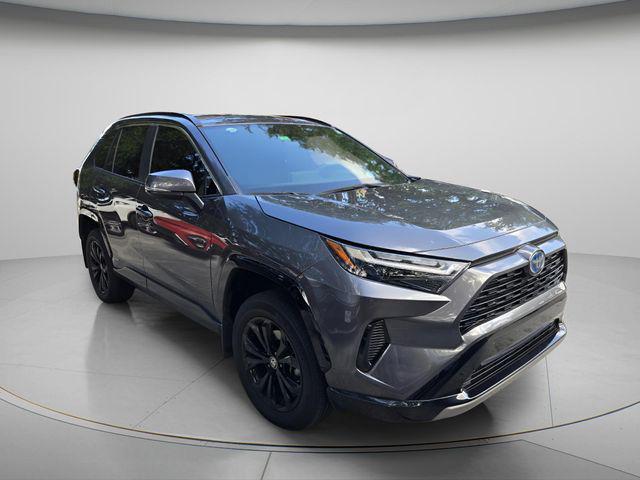 2024 Toyota RAV4 Hybrid SE