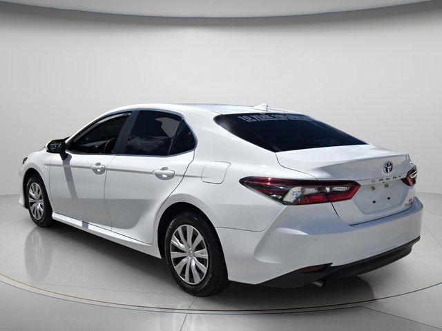 2022 Toyota Camry LE Hybrid
