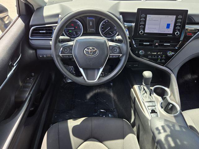 2022 Toyota Camry LE Hybrid