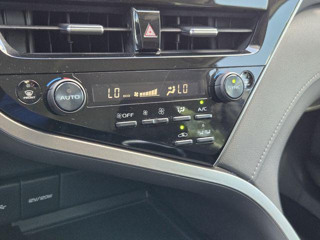2022 Toyota Camry LE Hybrid