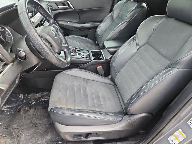 2022 Mitsubishi Outlander Black Edition S-AWC