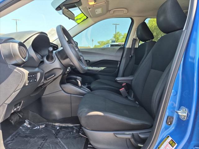 2024 Nissan Kicks S Xtronic CVT