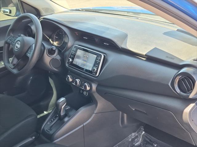 2024 Nissan Kicks S Xtronic CVT