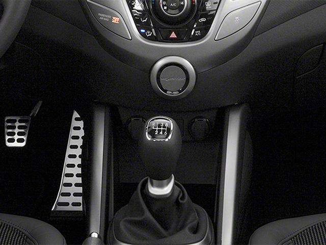 2013 Hyundai Veloster Base w/Black