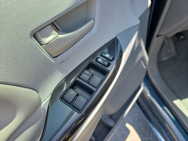 2012 Toyota Sienna LE V6 8 Passenger