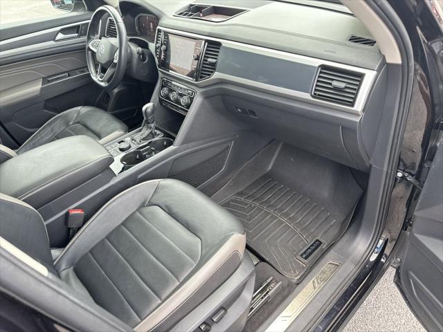 2022 Volkswagen Atlas 3.6L V6 SEL Premium R-Line
