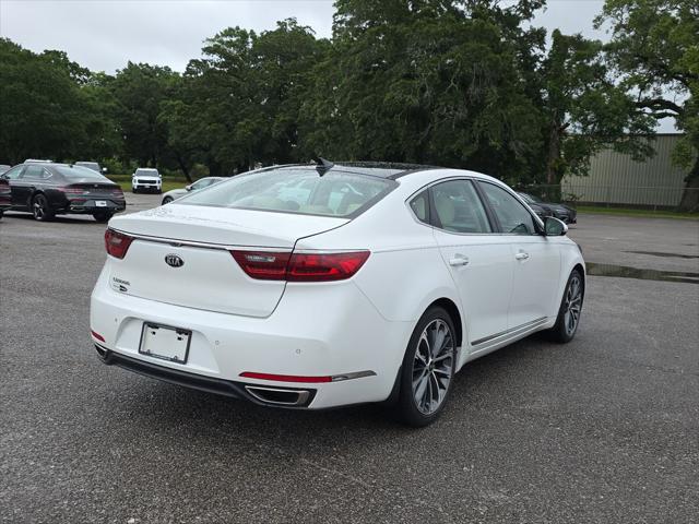 2018 Kia Cadenza Technology