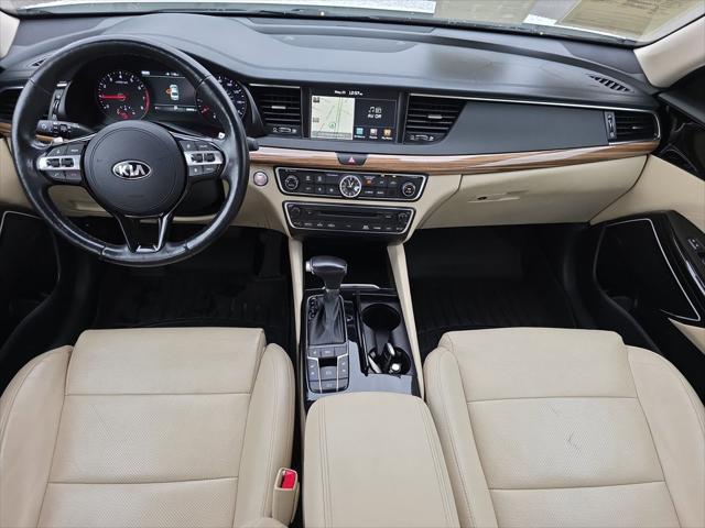 2018 Kia Cadenza Technology