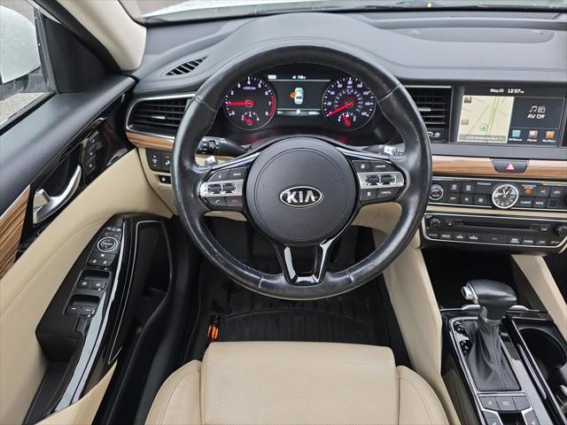 2018 Kia Cadenza Technology