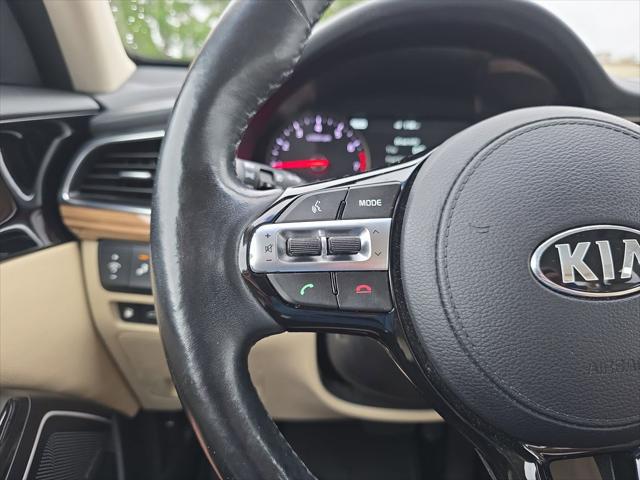 2018 Kia Cadenza Technology