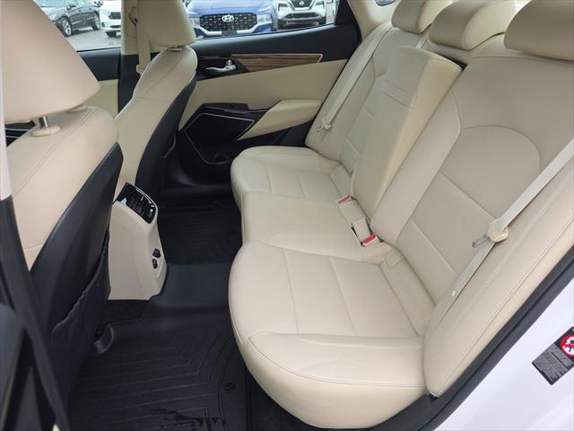 2018 Kia Cadenza Technology
