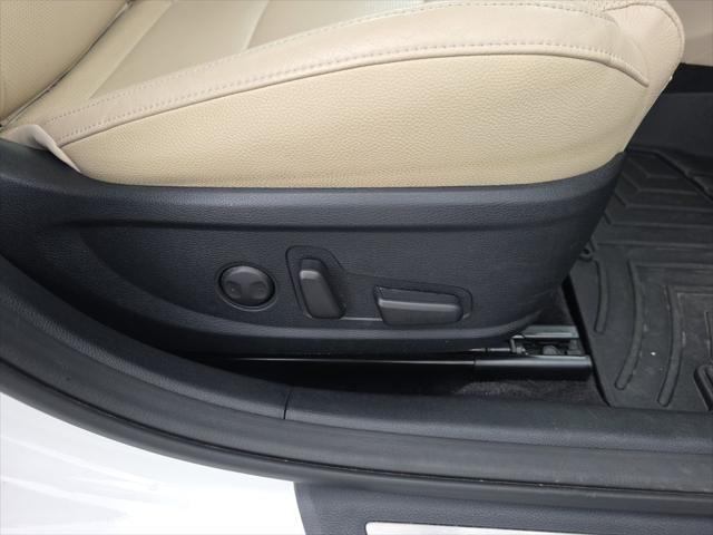 2018 Kia Cadenza Technology