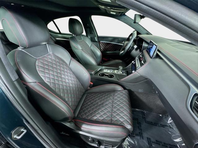 2024 Genesis G70 3.3T RWD Sport Advanced