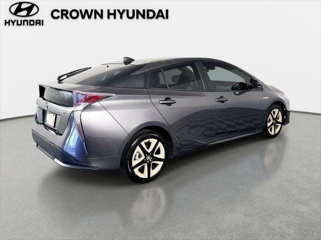 2017 Toyota Prius Three Touring