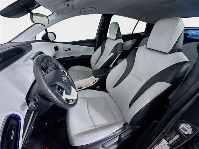 2017 Toyota Prius Three Touring