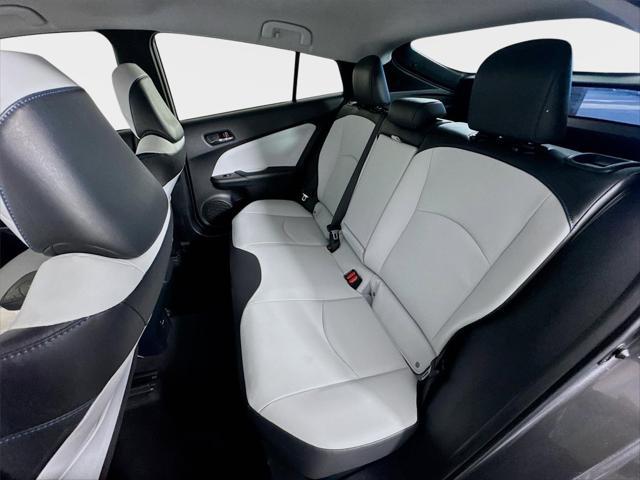2017 Toyota Prius Three Touring
