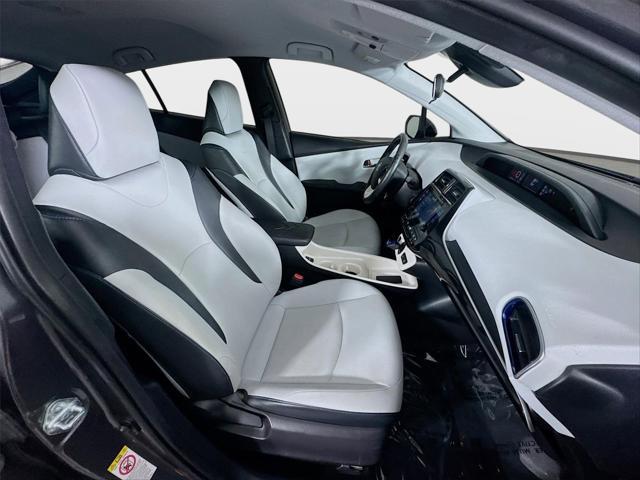 2017 Toyota Prius Three Touring