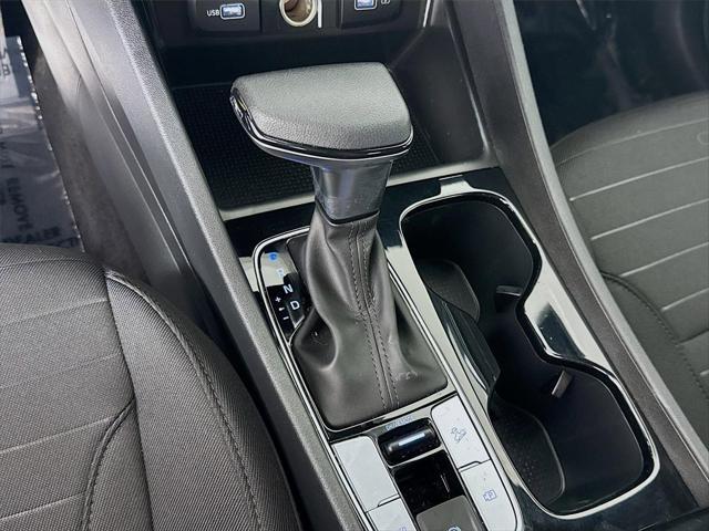 2024 Hyundai Santa Cruz SE