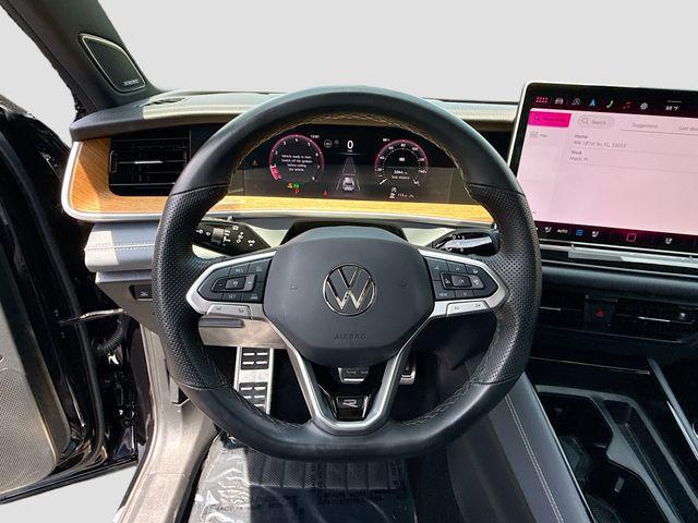 2025 Volkswagen Tiguan 2.0T SEL R-Line