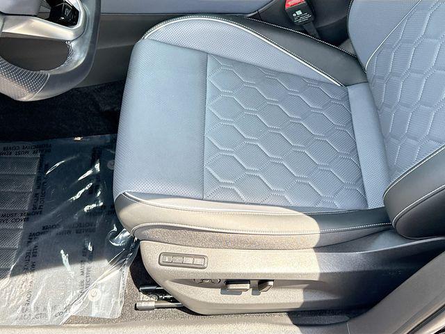 2025 Volkswagen Tiguan 2.0T SEL R-Line