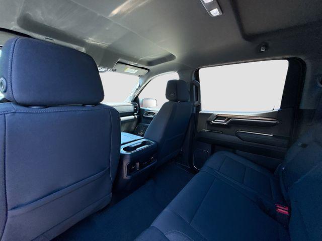2023 Chevrolet Silverado 1500 2WD Crew Cab Short Bed LT