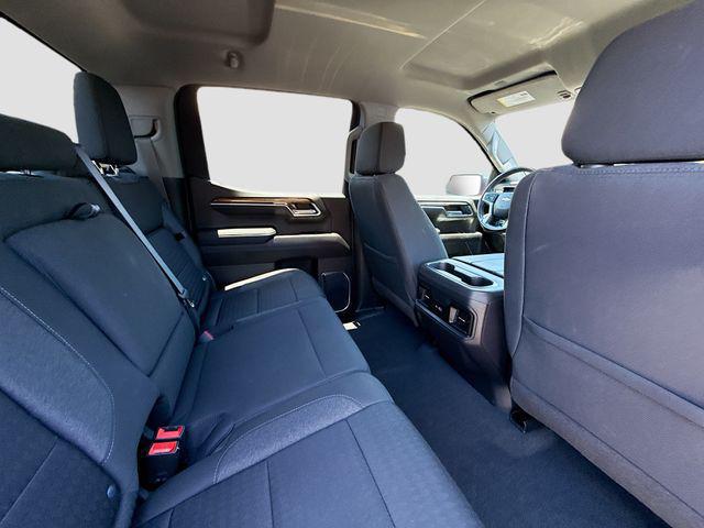 2023 Chevrolet Silverado 1500 2WD Crew Cab Short Bed LT