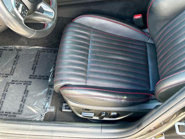 2023 Genesis G70 3.3T RWD